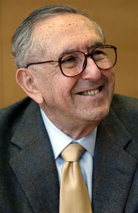 César Pelli .